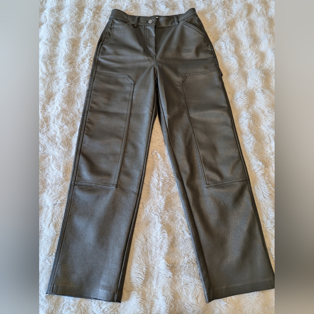 NWOT Aritzia Wilfred Vegan Leather Cargo Pants Olive Green - Picture 2 of 7